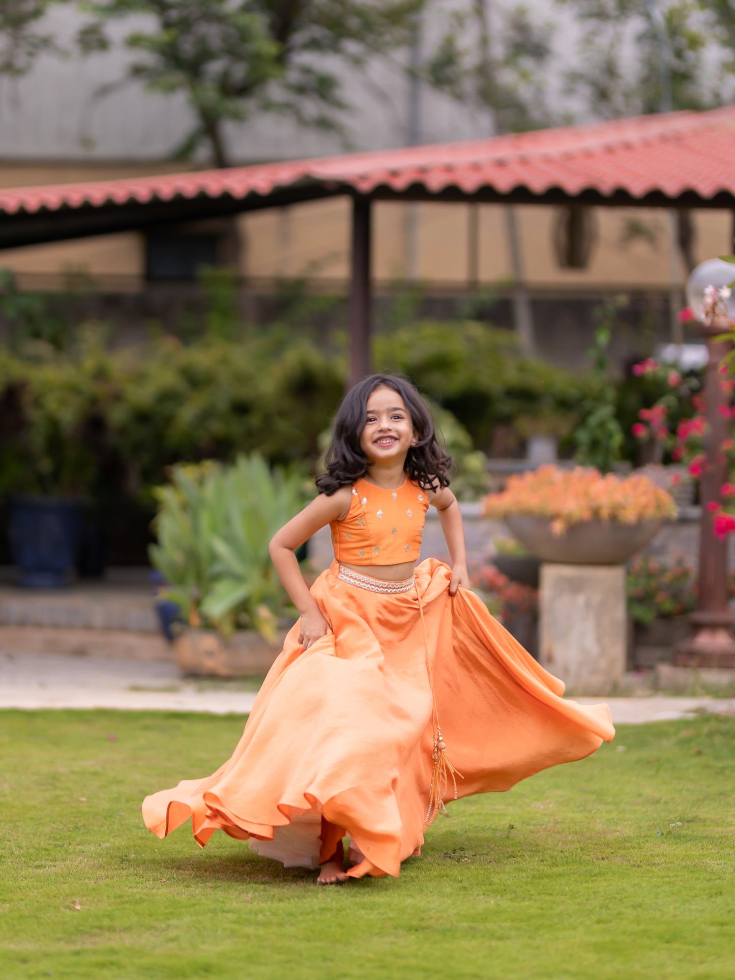 Jhilmil tissue lehenga