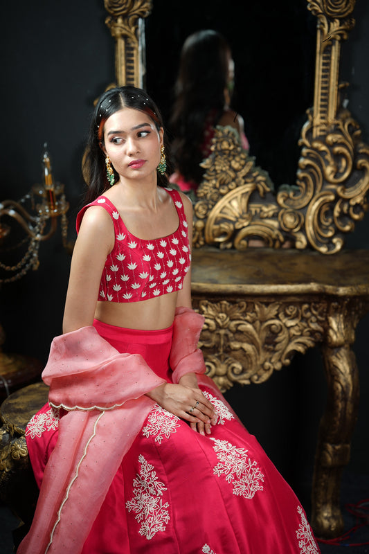 Coral soirée splendor