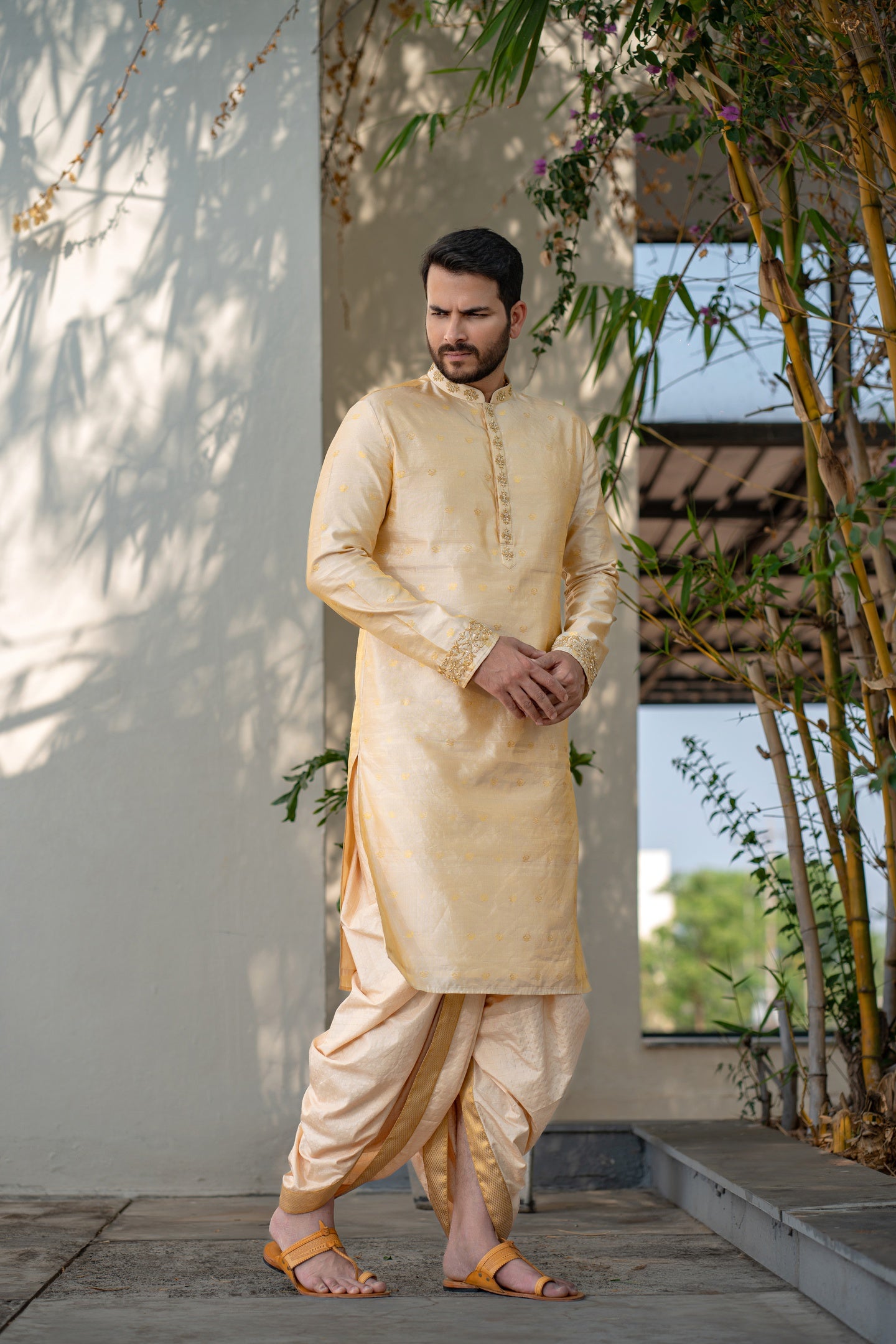 GOLDEN WEAVE MAJESTY KURTA