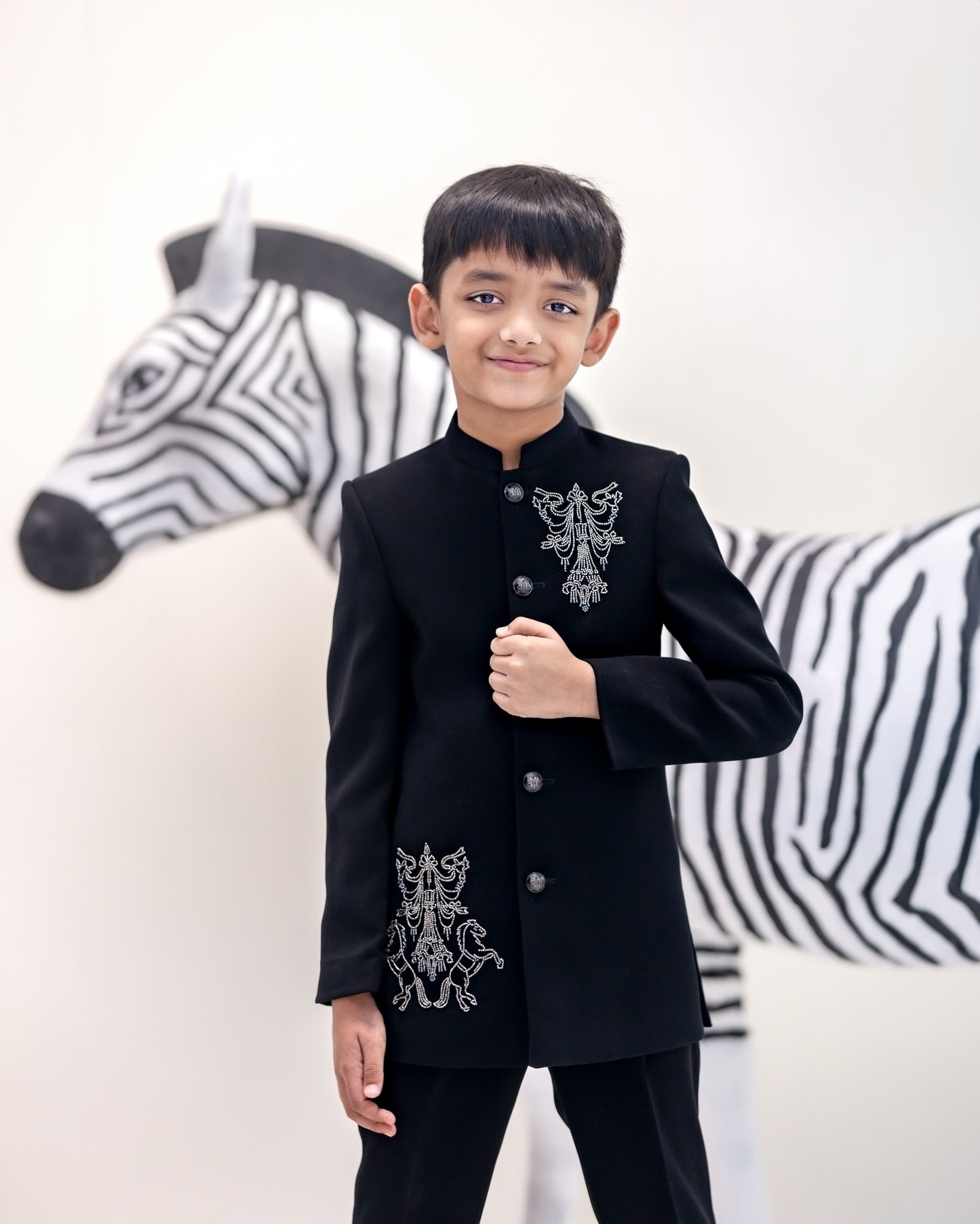 CREST BANDH GALA SET