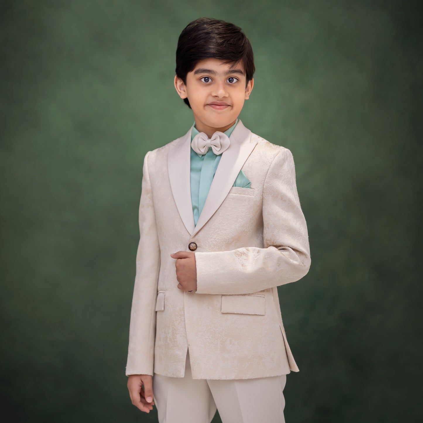 CHAMPAGNE MINT CLASSIC SUIT