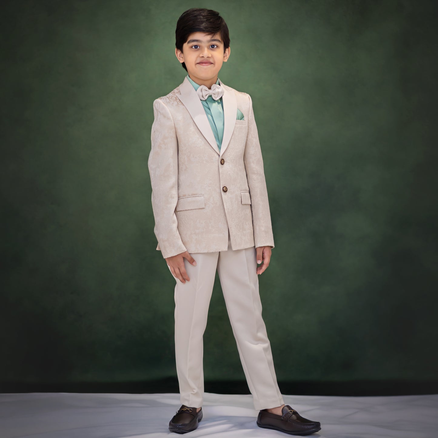 CHAMPAGNE MINT CLASSIC SUIT